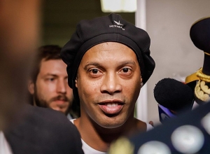 Ռոնալդինյոն 1,6 մլն դոլար գրավի դիմաց ազատվել է բանտից