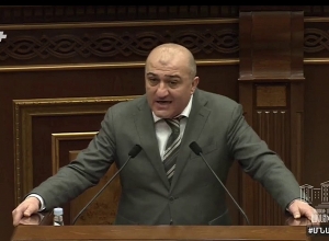 Կենսաթոշակների վճարումը ամբողջությամբ անկանխիկ դարձնել․ առաջարկ