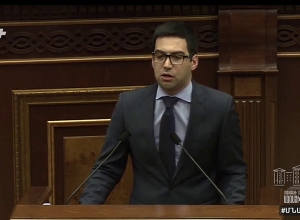 Մարդիկ, որոնք այլ տեղ պետք է գտնվեին, առաջարկներ են անում․ Արման Բաբաջանյան