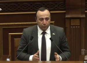 Студенты, действительно нуждающиеся в помощи, не могут воспользоваться программой поддержки: Карен Симонян