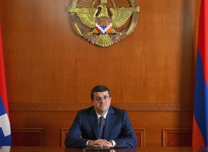 Требование Ай Дата является не имеет срока давности: Араик Арутюнян воздаст дань памяти жертв в Цицернакаберде