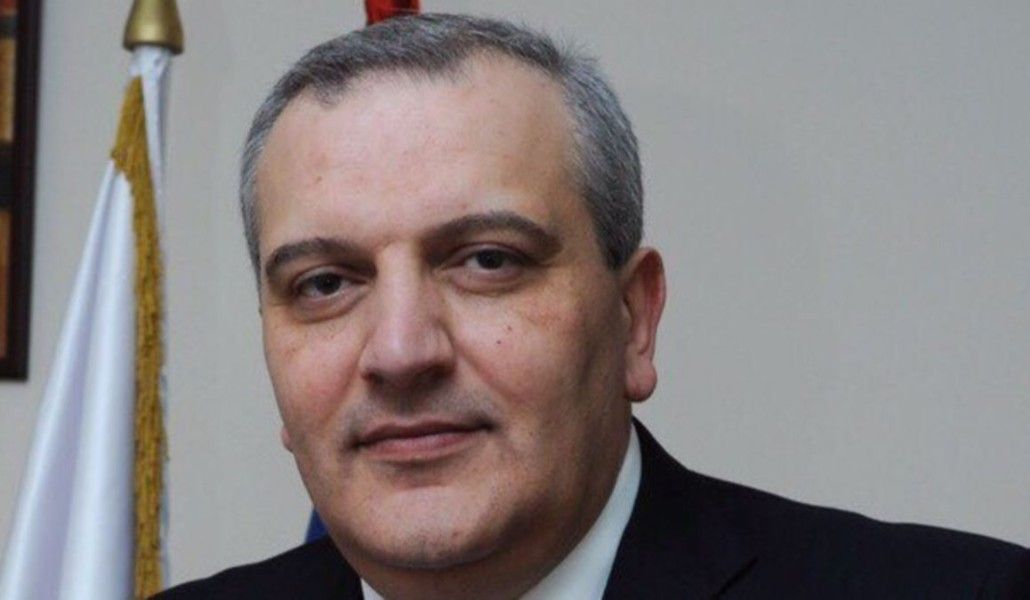 0BD8E9B9-5645-45F1-917B-DEC1E4C2FCF7_cx0_cy4_cw0_w1200_r1