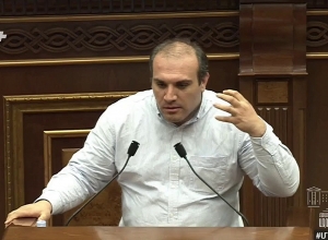 Ազնիվ չէ օգտվել դժվար իրավիճակից.Դանիելյանը՝ ընդդիմությանը