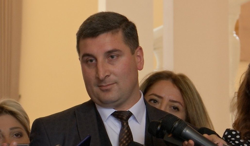 Sequence-18.00_15_46_04.Still010