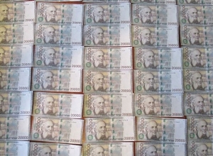 Обнаружены фальшивые купюры – есть арестованные