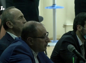 Նախկին 4 վարչապետերը ներկայացան Ռ. Քոչարյանի գործով դատական նիստին