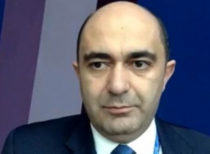 Эдмон Марукян в прямом эфире обращается к сегодняшней драке в НС