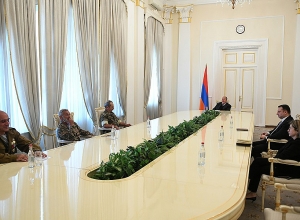 Вы отправились на войну по велению своего сердца: президент принял группу воинов-освободителей