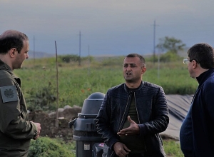 С неофициальным визитом мы находимся на южном фланге республики: Араик Арутюнян