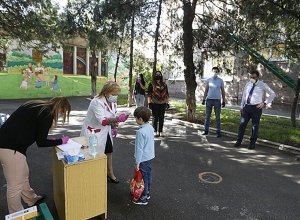 Детские сады сегодня утром открыли двери: фотографии