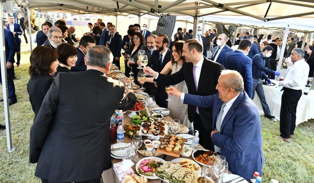 100374769_692164298242796_3197136602459537408_o