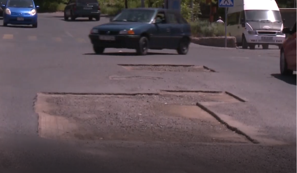 100c834b0b66f0e1e12ef7a0e5fc8af3073836a1