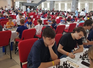 ՖԻԴԵ-ն շարունակում է հետաձգել մրցաշարերը