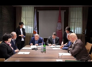 ԱՀ նախագագ Արայիկ Հարությունյանն ու  Սամվել Բաբայանը հուշագիր են ստորագրել