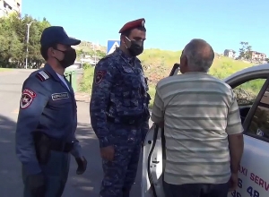 26 мая полиция продолжает службу при чрезвычайном режиме