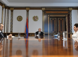 Նախագահը Անահիտ Բախշյանի հետ խոսել է Լանզարոտի կոնվենցիայի վերաբերյալ իր մտահոգությունների մասին