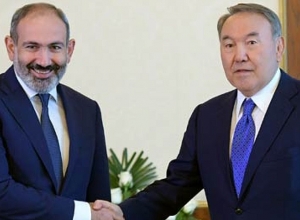 Нурсултан Назарбаев поздравил Никола Пашиняна