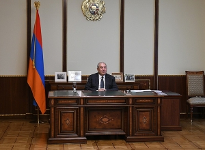 Армен Саркисян продолжает проводить встречи