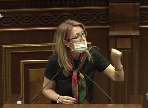 Ցինիզմով և մրցույթով զբաղվելու փոխարեն առողջապահության նախարարն այլ գործեր պետք է աներ