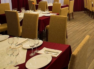 Деятельность ресторана приостановлена: здесь провели свадьбу