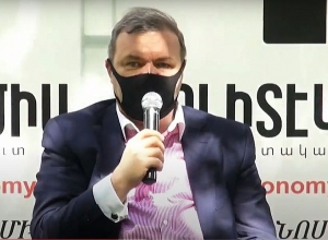 «Отставка всего состава правительства, это очевидно»: Микаэл Мелкумян