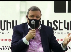 Փակվել են տասնյակ հազարավոր աշխատատեղեր․ Միքայել Մելքումյան