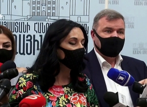 Նաիրա Զոհրաբյանը տղամարդկանց հաշիվ չի փակում. Զոհրաբյանը դատարան է դիմելու