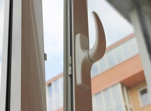 Արտակարգ դեպք Գյումրիում. 8-րդ հարկից կին է ընկել ու մահացել