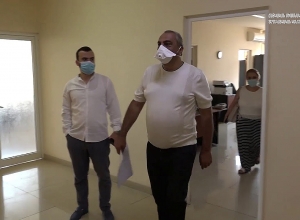 Կասեցման այսօրվա ցանկում են, «Ալեքս ընդ Հոլդինգ» ՍՊԸ-ն, «Սիթի» ՍՊԸ-ն, «Նատալի Ֆարմ» ՍՊԸ-ն