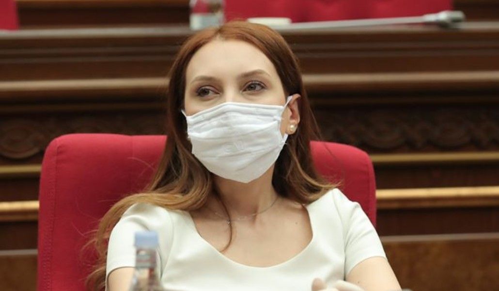 Լիլիթ Մակունց