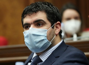 Ալիևը փոքր է․ Արման Եղոյան