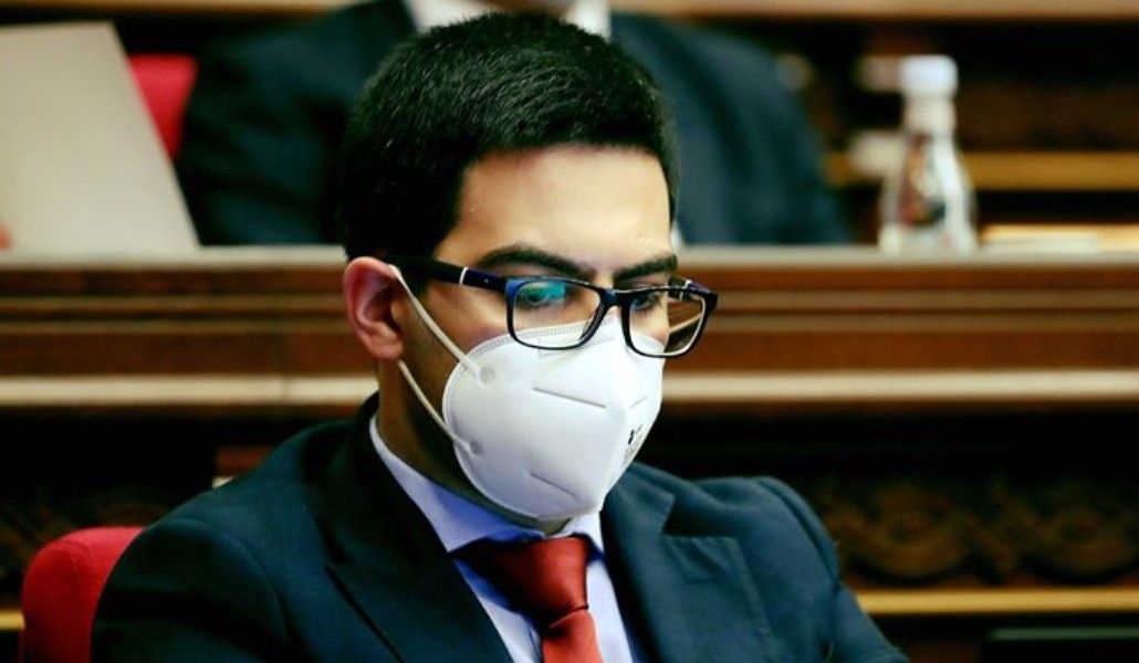 Ռուստամ Բադասյան