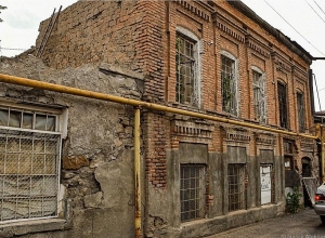 «Օլիգարխների դղյակների համեմատ, այո, սրանք սարայներ են»․Ֆիրդուսի պաշտպանները հանցագործության մասին են ահազանգում