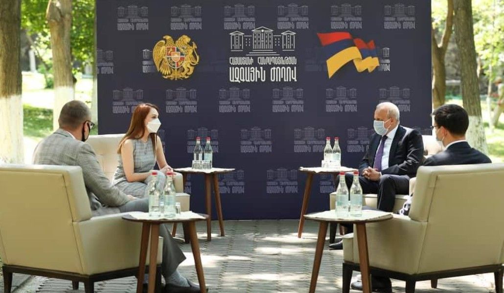 107601893_699669263930629_4128991406552963147_n