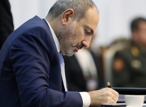 С 17:00 сегодняшнего дня по 17:00 11 января устанавливается карантин: решение правительства