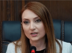 Обещание американского сенатора, данное Макунц