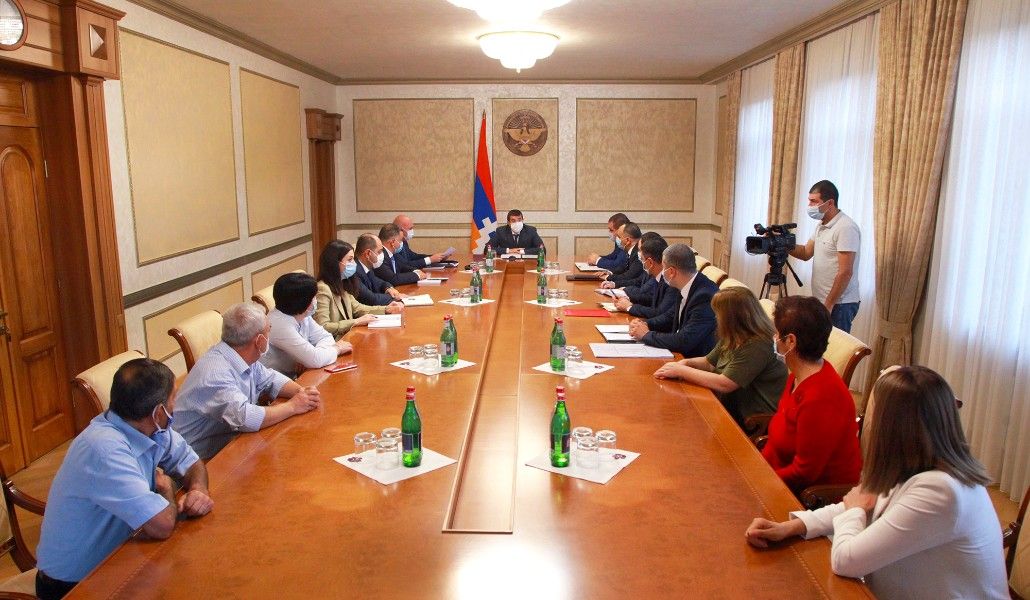 030820KhorhrdakTigranMecShenq