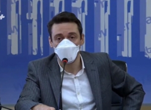 Почему в парке Маштоца срубили деревья: пресс-конференция в мэрии: ПРЯМОЙ ЭФИР