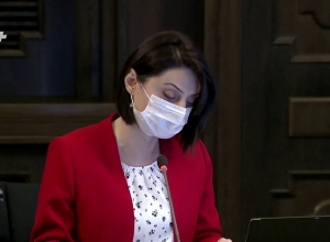 Выпускники детдома получат квартиры