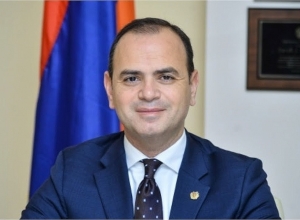 Սփյուռքի գլխավոր հանձնակատար Զարեհ Սինանյանի մամուլի ասուլիսը.  ՈՒՂԻՂ