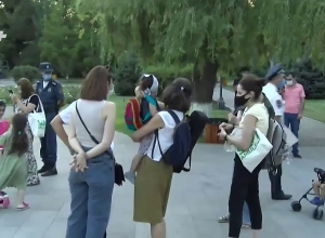 Մանկասայլակներով զբոսանք ԱԺ այգում՝ ի պաշտպանություն Ամուլսարի. ՈՒՂԻՂ