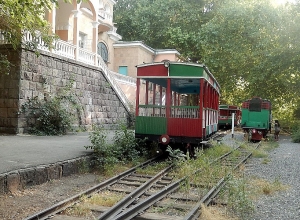 На территории детской железной дороги нецелесообразно проводить какие-либо работы по застройке