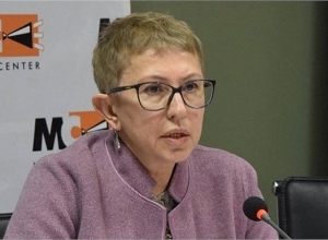 Քաղհասարակություն-իշխանություն. որտե՞ղ փնտրել խզումը. Լարիսա Մինասյանի հարցազրույցը.  ՈՒՂԻՂ