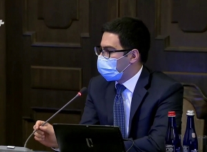 Ոստիկանական պարեկները զենքի նոր տեսակ կունենան. Ռուստամ Բադասյան