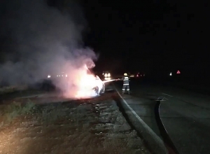 На перевалах Тигранашена сгорел автомобиль