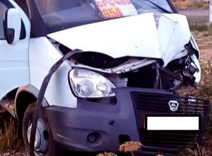 На дороге Севан-Дилижан столкнулись «Ford» и «ГАЗель», обслуживающая маршрут Иджеван-Ереван – 12 человек пострадали