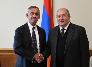 Армен Саркисян встретился с лордом Ара Дарзи