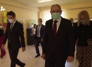 Փաշինյանը մասնակցում է Երևանի Ռաֆայել Իշխանյանի անվան N 153 հիմնական դպրոցի բացման արարողությանը