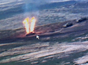 Азербайджанские ВС потеряли 2 вертолета, 14 БПЛА и бронетехнику