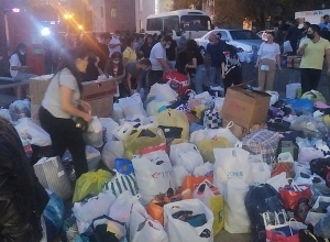 На улицах Еревана добровольцы самоорганизовались, отправляют помощь в Арцах